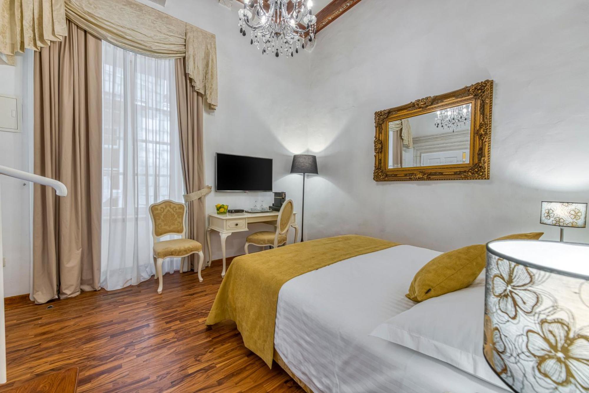 Palmotta Palace * Dubrovnik