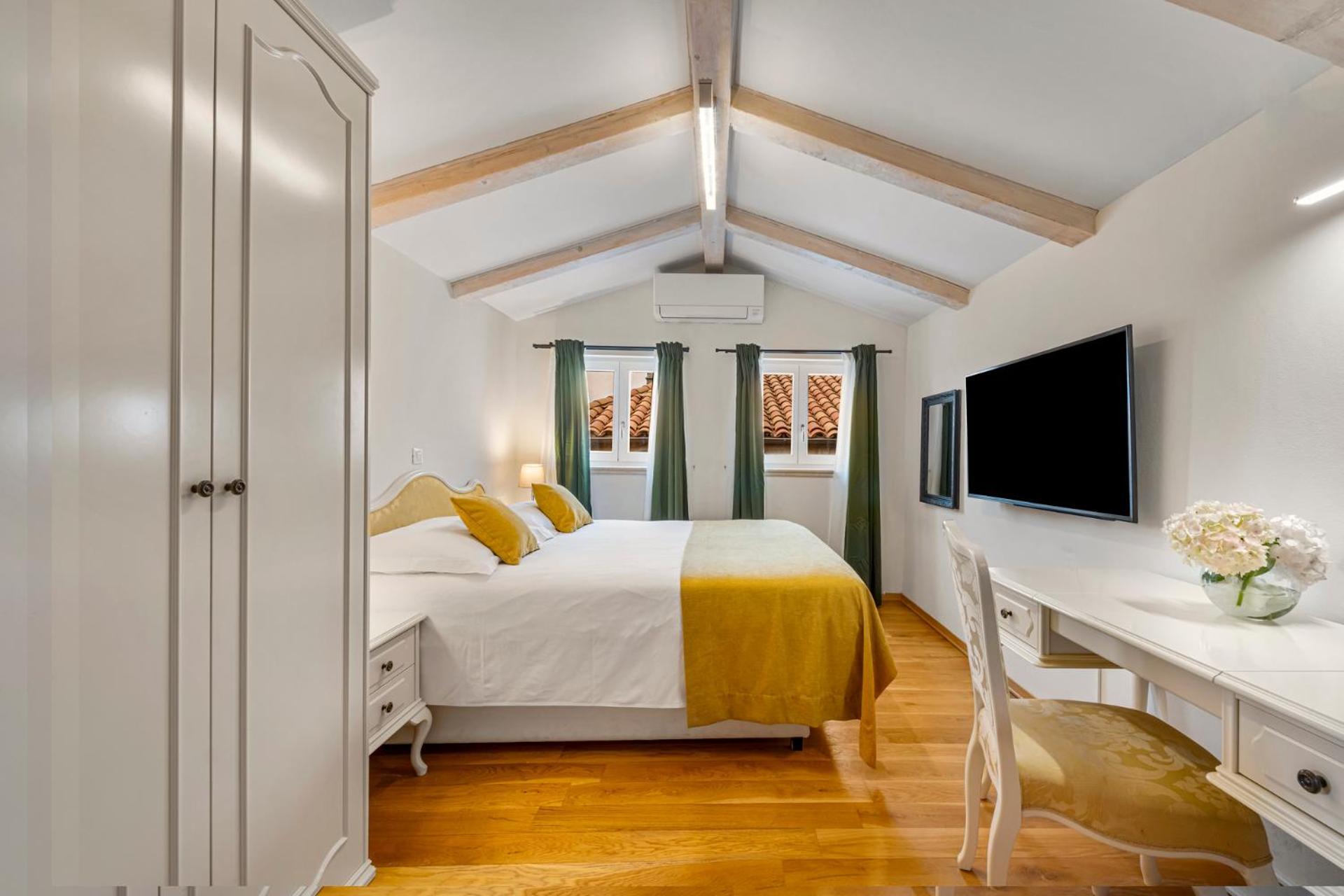 Palmotta Palace Apartman