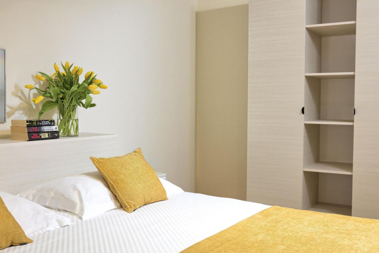 Apartment Palmotta Palace